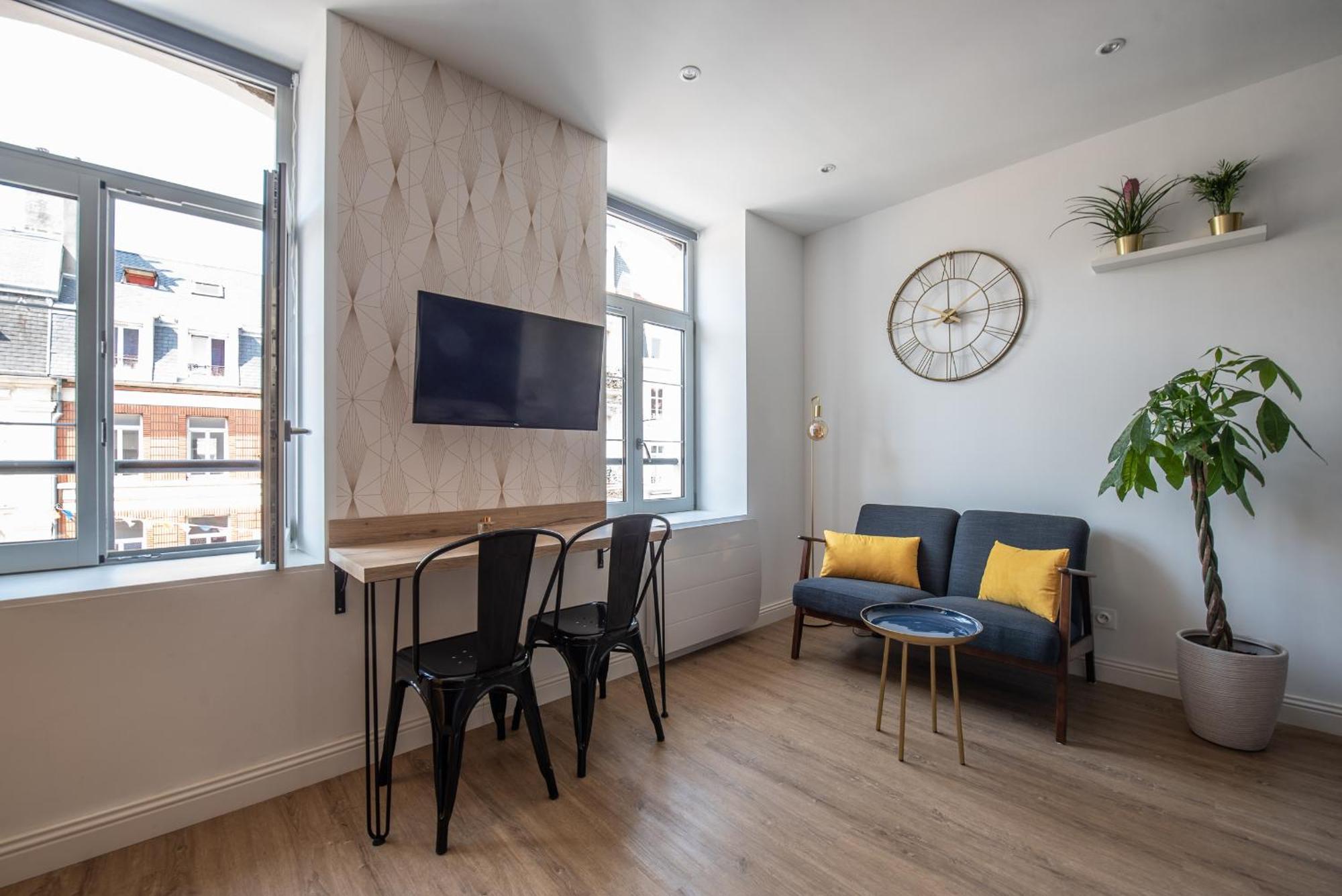 Au Nouveau Boulonnais - 4 Appartements Charmants Pour Couples, Familles Et Groupe D'Amis, Vieille Ville Et Centre Ville De Boulogne Sur Mer Ngoại thất bức ảnh